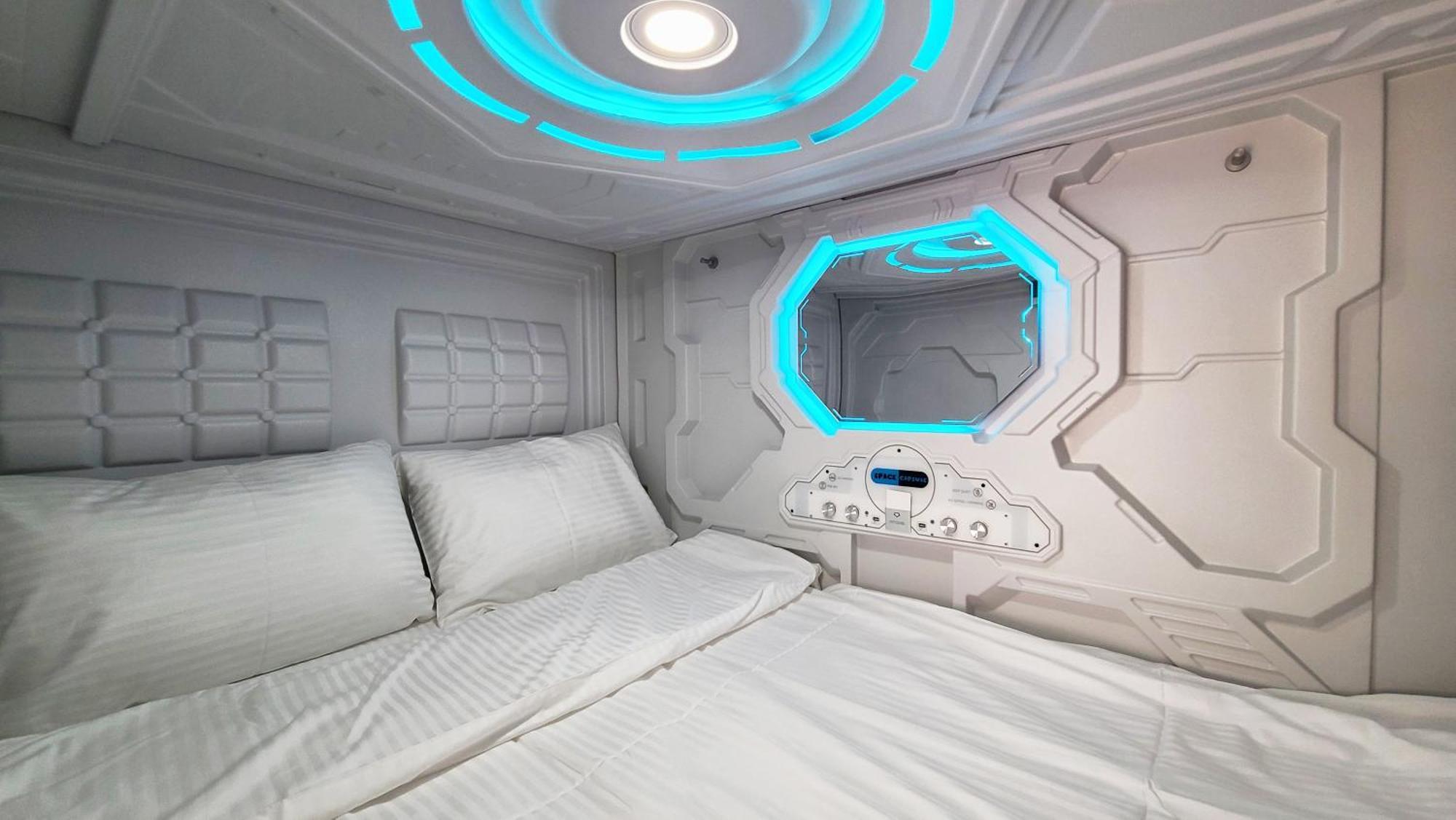 Capsula Hotel エレバン エクステリア 写真